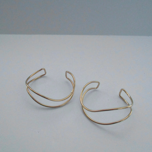 WATER WAVE GOLD BANGLE