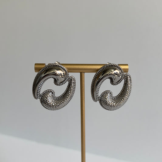 CHROME VINTAGE SPRING EARRINGS