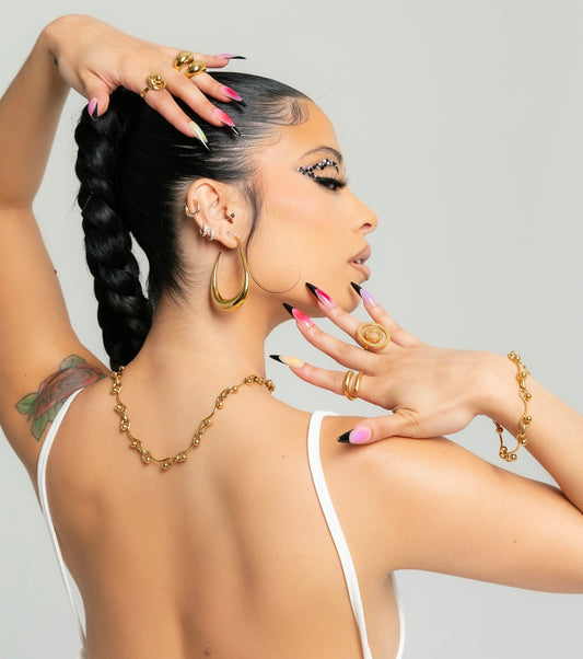 GOLDEN BALL NECKLACE