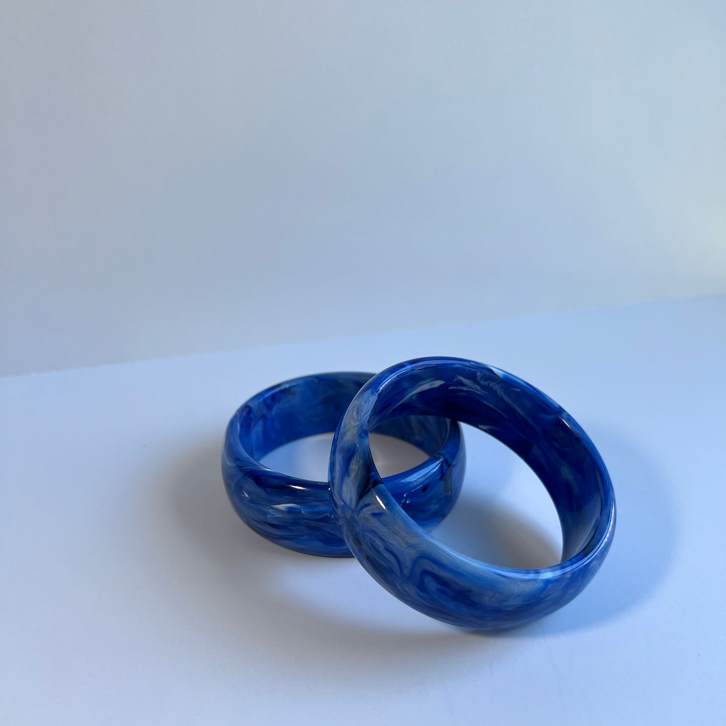 OCEAN SWIRL BANGLE