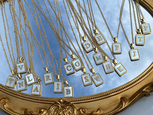 DAINTY INITIAL NECKLACE