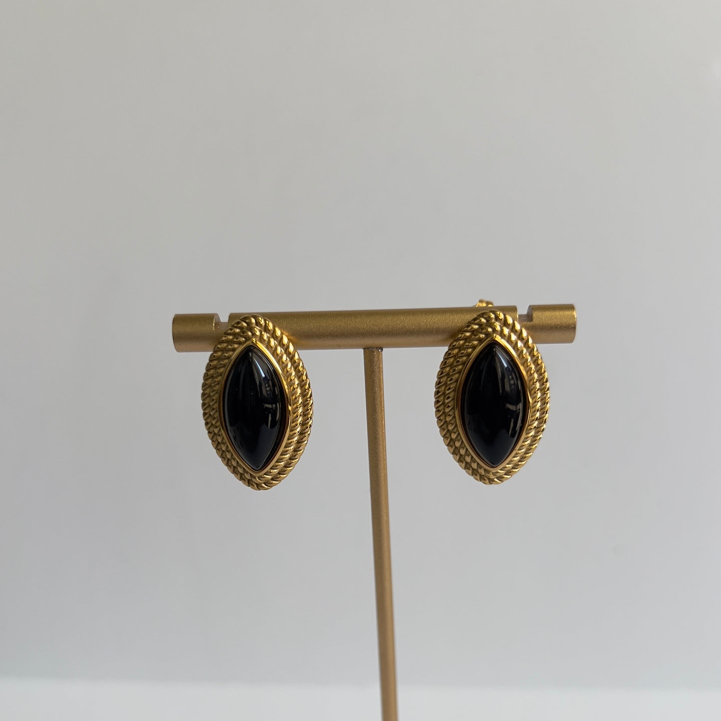 VINTAGE BLACK ONYX EARRINGS