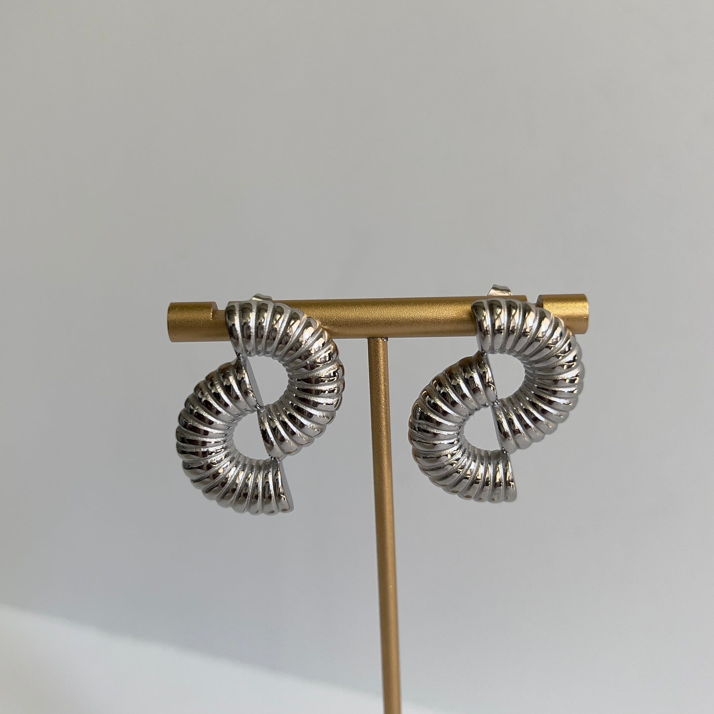 CHROME COIL COVE EARRINGS