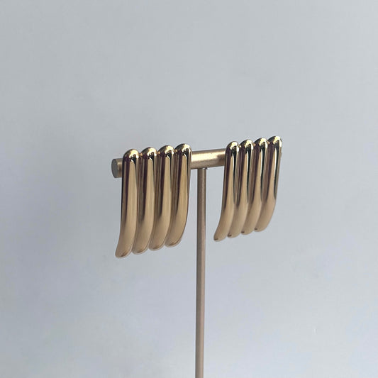 GOLD STRIPED EARRINGS