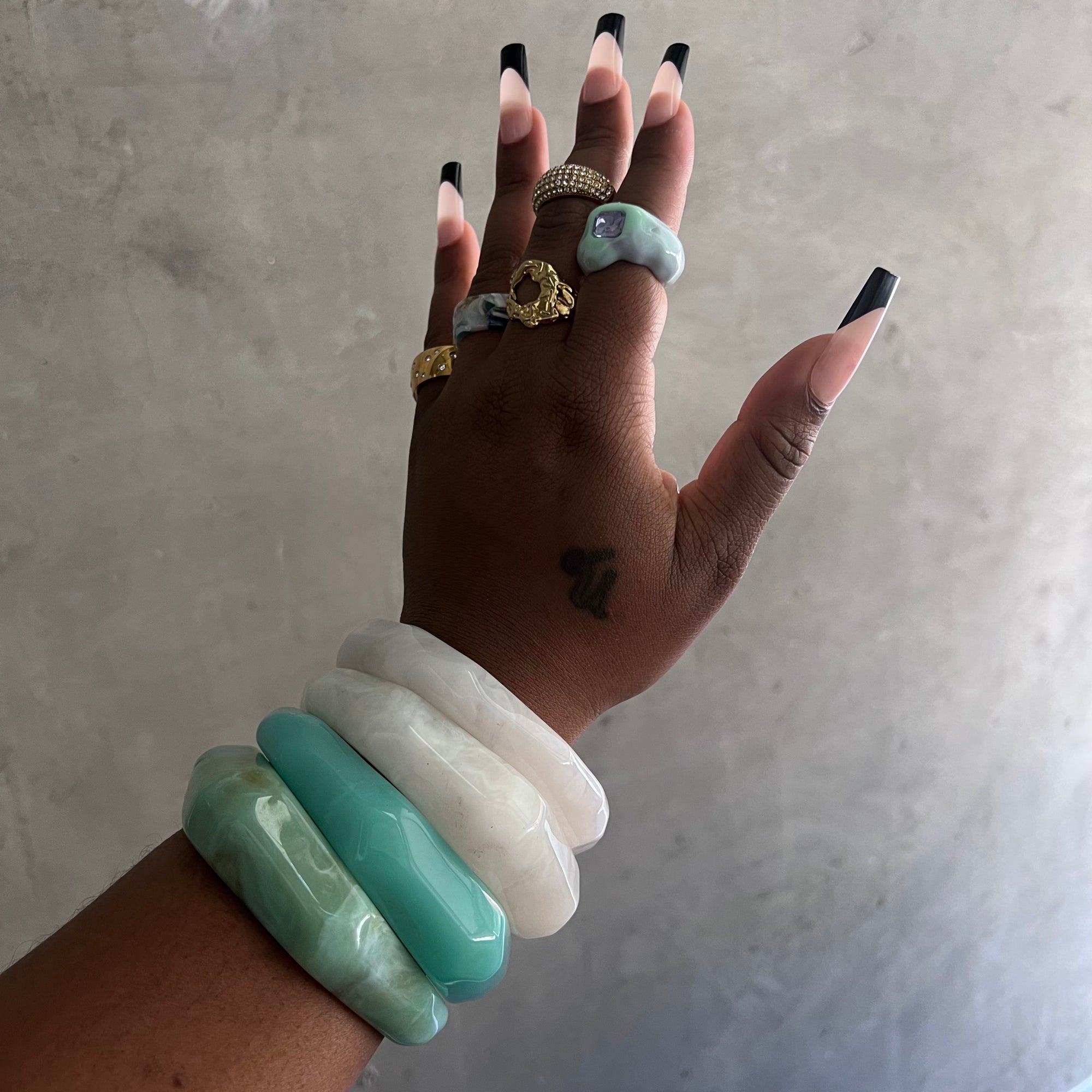 MAUI BANGLE
