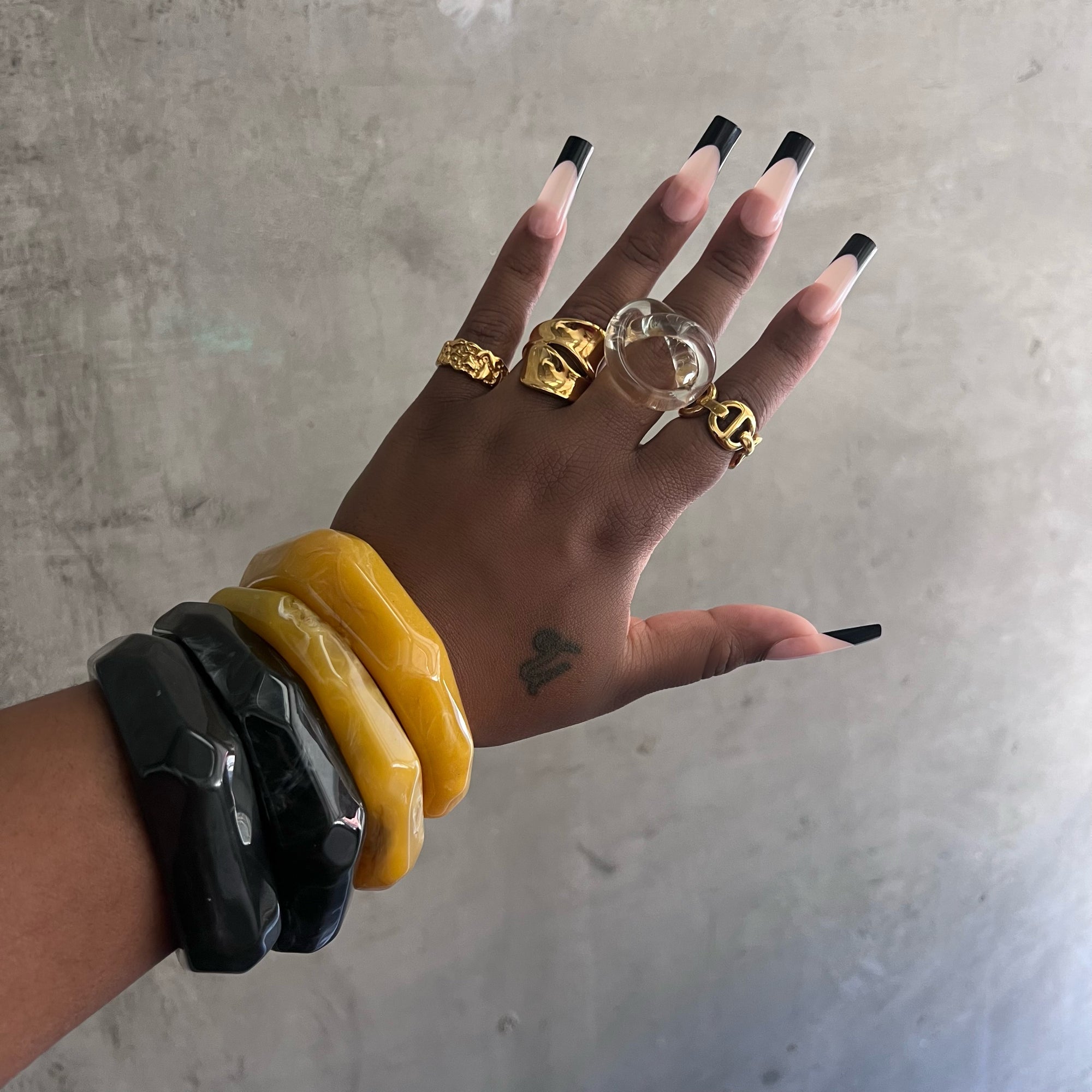 MAUI BANGLE