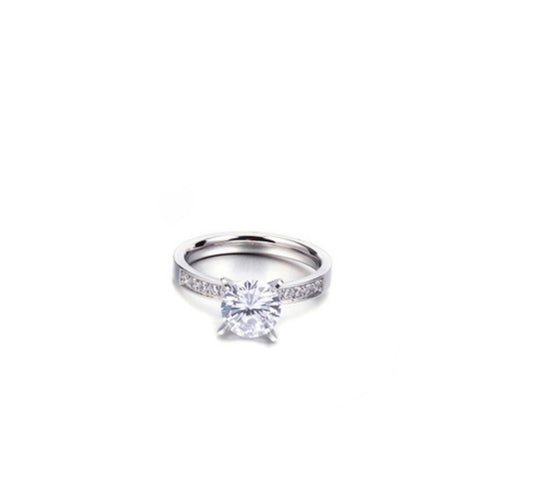 DIAMOND GIRL RING